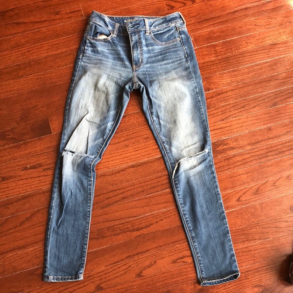 AMERICAN EAGLE Light Blue Wash Hi-Rise Jegging 2S